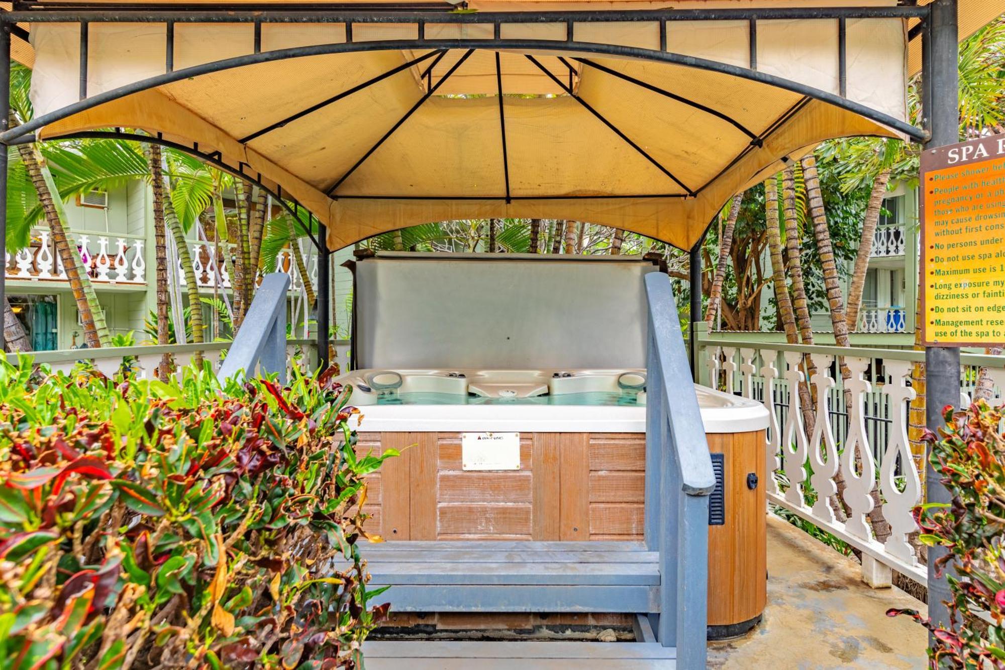 Downtown Hawaiian Paradise Condo With Hot Tub, Pool & Beach - Kona Islander Inn Kailua-Kona Buitenkant foto