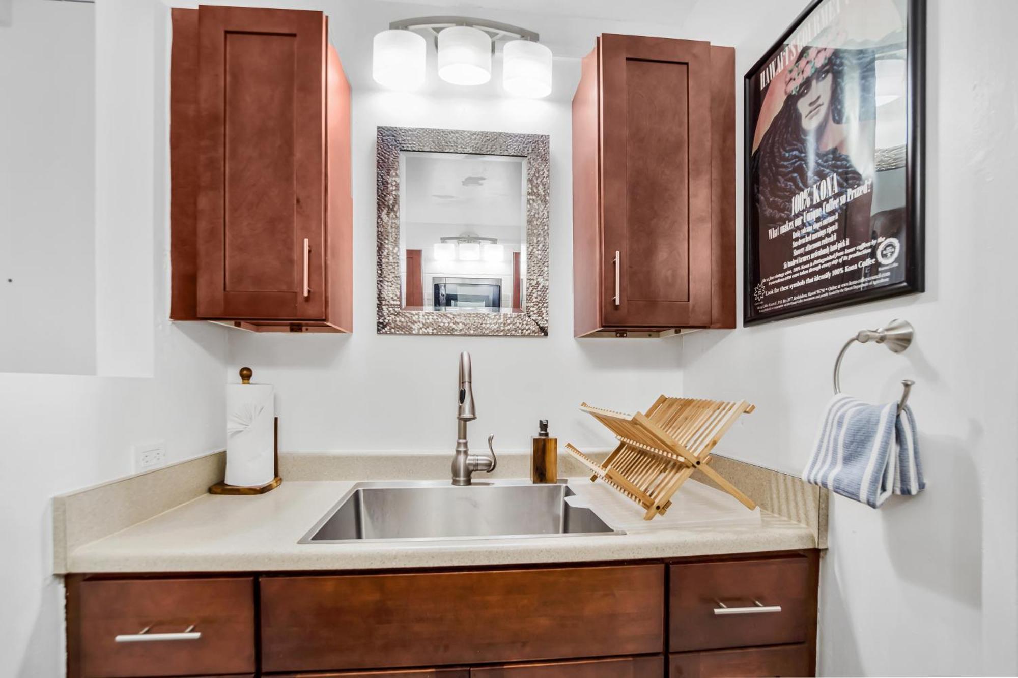 Downtown Hawaiian Paradise Condo With Hot Tub, Pool & Beach - Kona Islander Inn Kailua-Kona Buitenkant foto